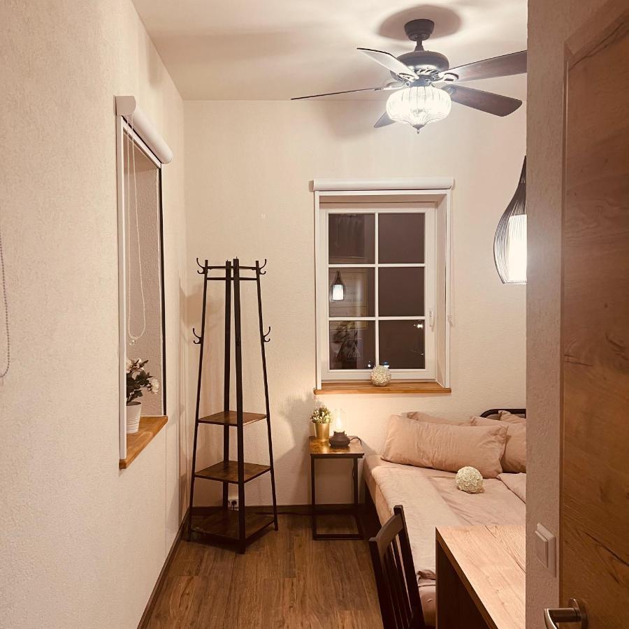 Отель Rose Boardinghouse 24H-7D Self Check-In Automat Гросботтвар Экстерьер фото